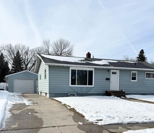2311 8th St S, Moorhead, MN, 56560-4303 | Card Image