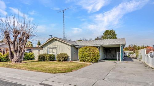 428 W F Street, Dixon, CA, 95620 | Card Image