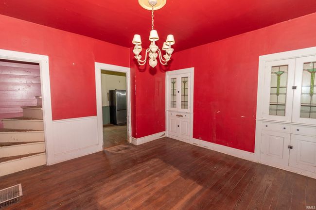 302 C St, Home with 5 bedrooms, 2 bathrooms and null parking in Laporte IN | Image 6