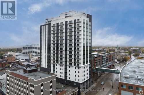 613-57 Carlisle Street, St. Catharines (Downtown), ON, L2R7N6 | Card Image