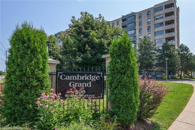 206 - 200 Jamieson Pky, Home with 2 bedrooms, 1 bathrooms and 1 parking in Cambridge ON | Image 1