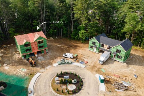 27b-27B Birch Hill Ln, Somersworth, NH, 03878-1705 | Card Image
