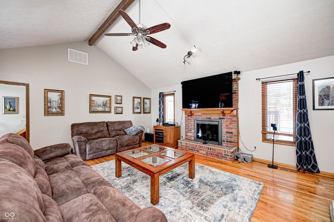 1586 Woodside Dr, House other with 4 bedrooms, 3 bathrooms and null parking in Danville IN | Image 6