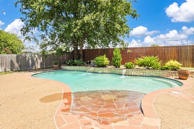 906 Millstone Ln, House other with 4 bedrooms, 4 bathrooms and null parking in Chandler TX | Image 36
