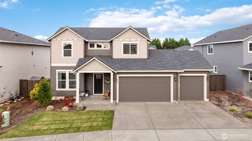 8842 N 3rd Cir, Ridgefield, WA, 98642-4833 | Card Image