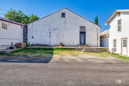 1908 Santa Rosa St, Ozona, TX, 76943-1681 | Card Image