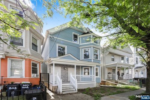 199 3rd St, Newark, NJ, 07107-2210 | Card Image