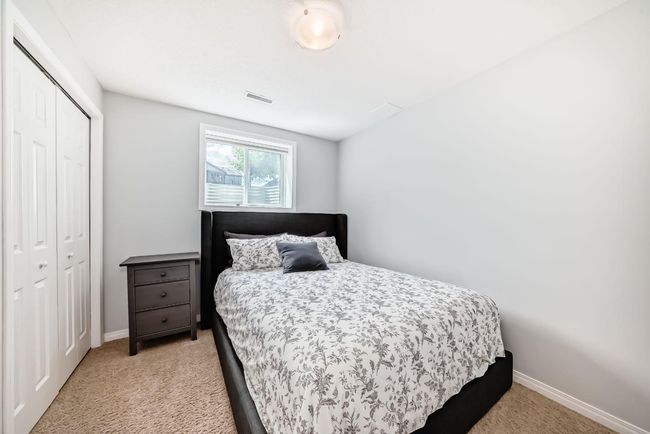 207 Deerview Way Se, Townhouse with 3 bedrooms, 2 bathrooms and 1 parking in Calgary AB | Image 29