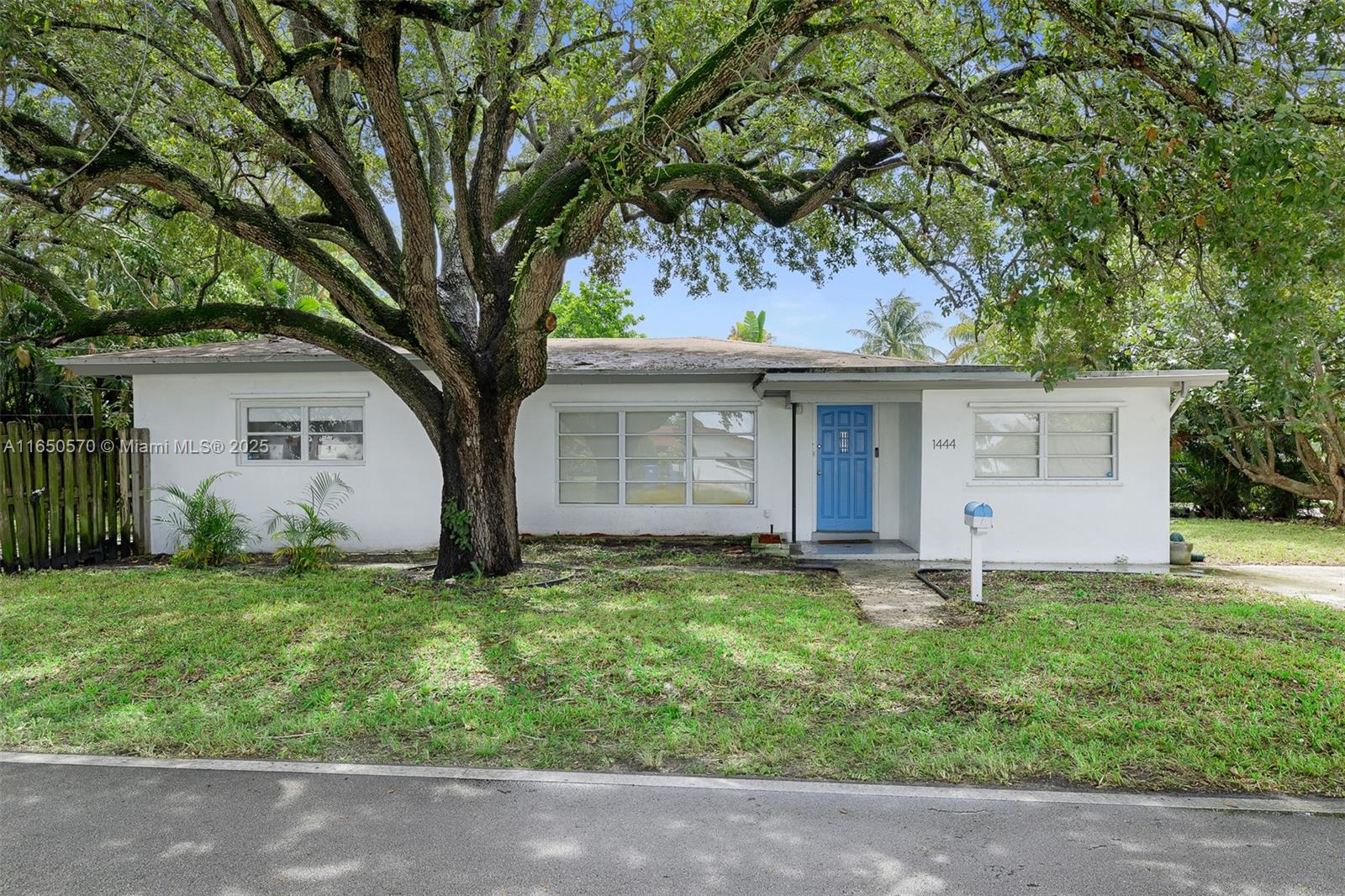 7th Ave, Fort Lauderdale, FL 33311