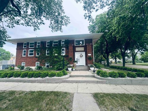 425 4th St, Fullerton, NE, 68638-3118 | Card Image