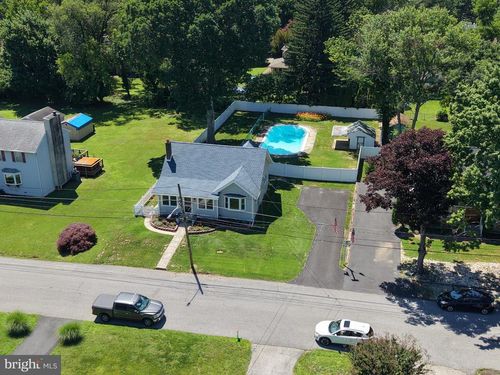 1151 Villanova Ave, SWARTHMORE, PA, 19081-2143 | Card Image