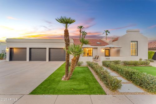 9225 N 83rd Way, Scottsdale, AZ, 85258-1820 | Card Image