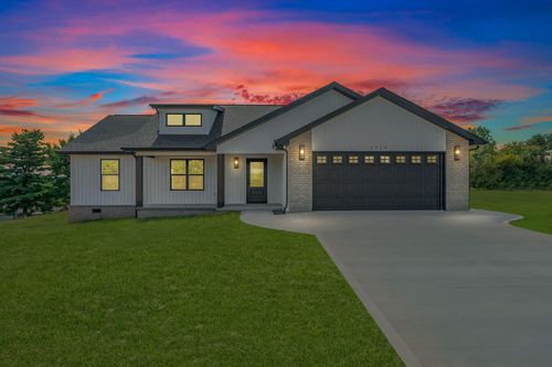 3735 Hardwood Rd, Kodak, TN, 37764-1311 | Card Image
