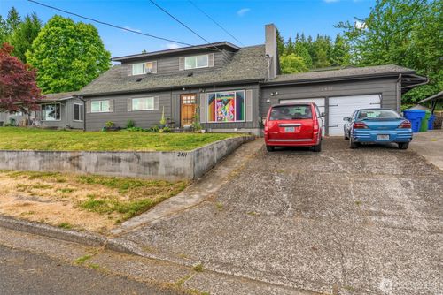 2411 Burcham St, Kelso, WA, 98626-5140 | Card Image
