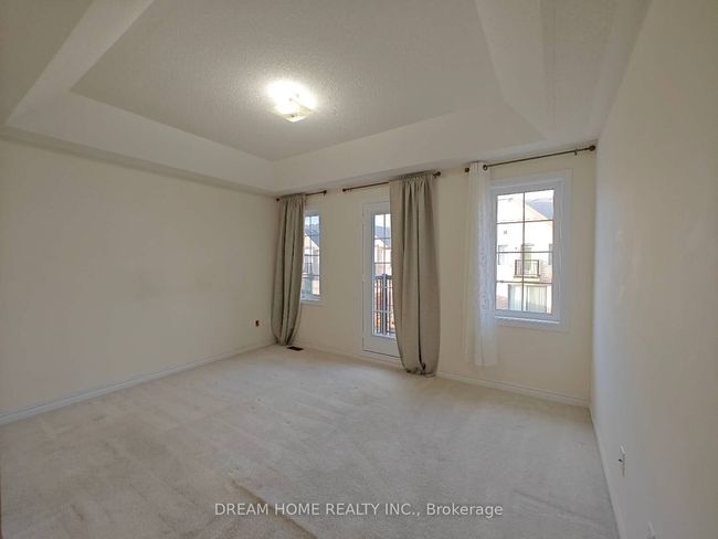 28 Robert Joffre Leet Ave, House attached with 3 bedrooms, 3 bathrooms and 1 parking in Markham ON | Image 38