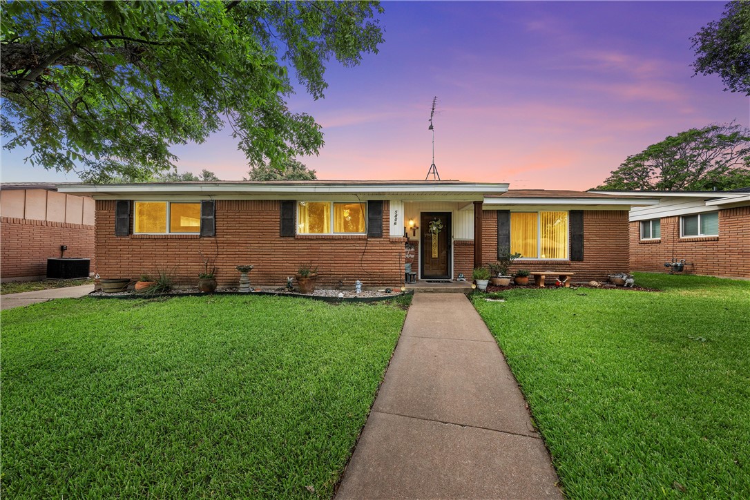 Caldwell St, Waco, TX 76710