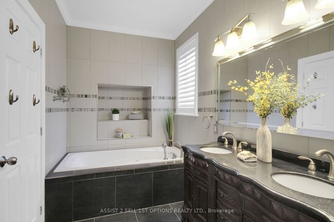 125 Golflinks Dr, House other with 5 bedrooms, 3 bathrooms and 4 parking in Nepean ON | Image 28