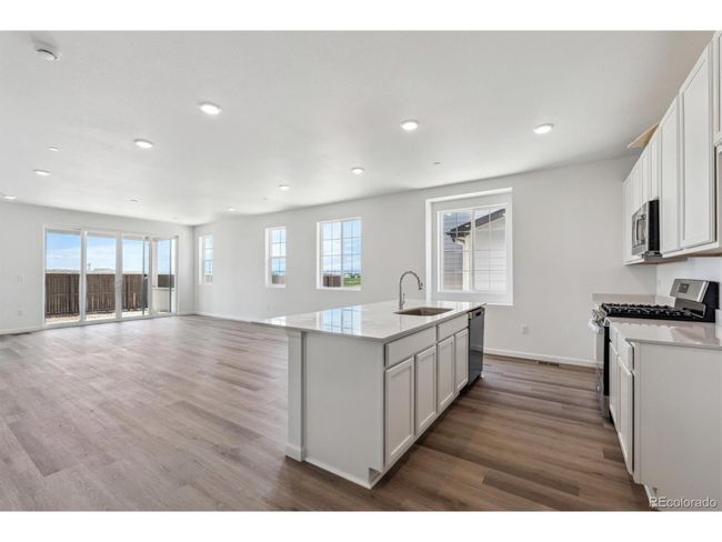 19040 E 96 Th Pl, House other with 3 bedrooms, 2 bathrooms and null parking in Commerce City CO | Image 4