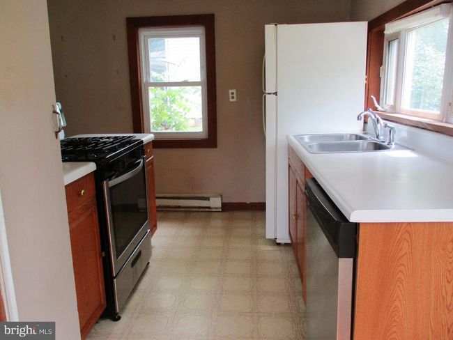 213 N Timber Way, House other with 3 bedrooms, 1 bathrooms and null parking in Broadway VA | Image 7