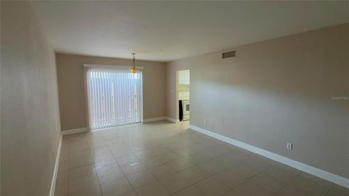 apt-3-7602 W Powhatan Ave, Tampa, FL, 33615-4147 | Card Image