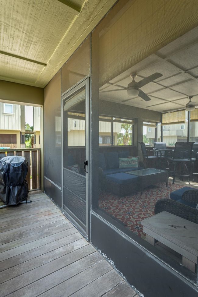 377 Pirates Landing Dr, Condo with 1 bedrooms, 2 bathrooms and null parking in Carrabelle FL | Image 8