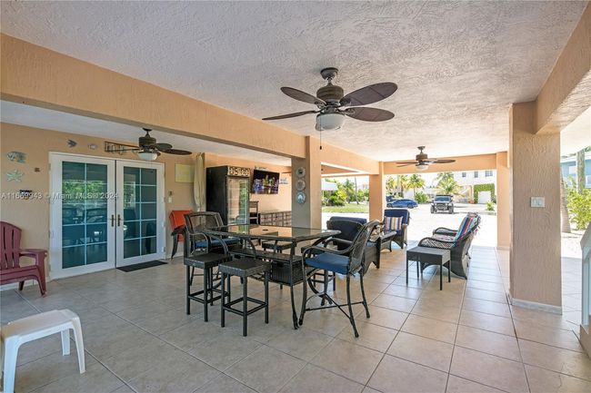 127 - 127 S Layton Dr, House other with 3 bedrooms, 2 bathrooms and null parking in Long Key FL | Image 23