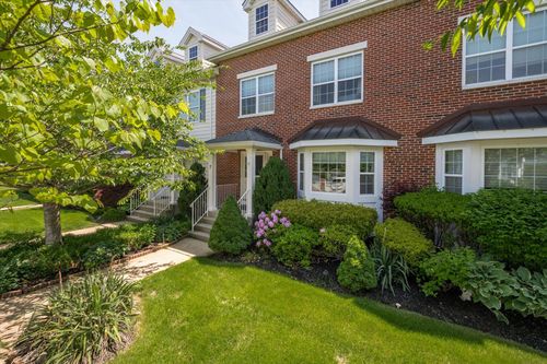 7 Lorien Pl, Melville, NY, 11747-5369 | Card Image