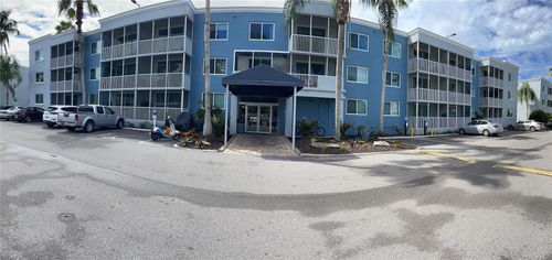 423-2700 Coconut Bay Ln, SARASOTA, FL, 34237-3027 | Card Image