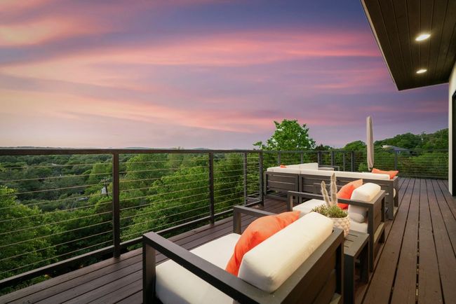 Absolutely stunning views from over 1000 sq ft of decks and patios. | Image 7