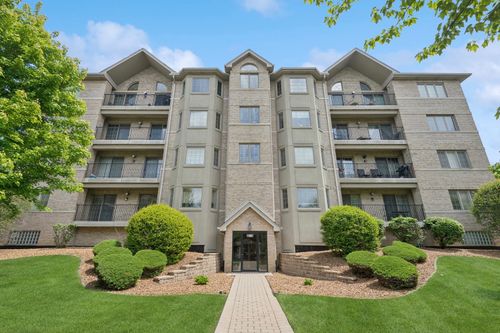 301-11901 Windemere Ct, Orland Park, IL, 60467-1468 | Card Image