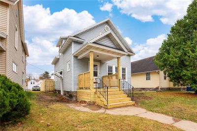 625 N Dewey Street, House other with 2 bedrooms, 1 bathrooms and null parking in EAU CLAIRE WI | Image 2