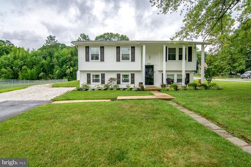 6909 Arbor Ln, BRYANS ROAD, MD, 20616-3250 | Card Image