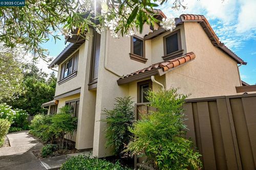 389 Pimlico Dr, Walnut Creek, CA, 94597-3671 | Card Image