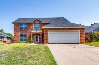 7525 Steward Lane, House other with 4 bedrooms, 2 bathrooms and null parking in North Richland Hills TX | Image 1