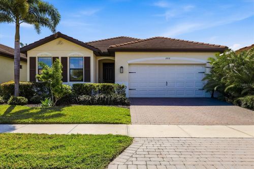 12031 Lovegrass St, VENICE, FL, 34293-2967 | Card Image