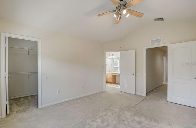 26539 Castleview Way, Townhouse with 3 bedrooms, 2 bathrooms and null parking in Wesley Chapel FL | Image 11