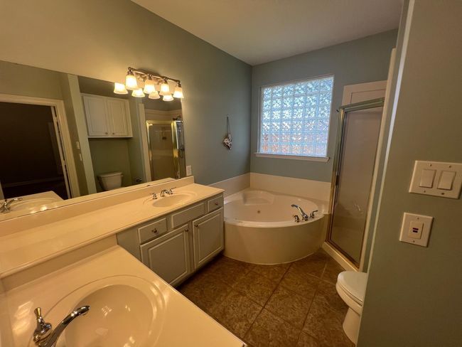 1155 Enclave Sq E, Townhouse with 4 bedrooms, 3 bathrooms and 2 parking in Houston TX | Image 21
