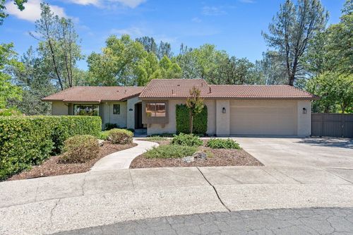 4100 Jasper Way, Redding, CA, 96001-2950 | Card Image