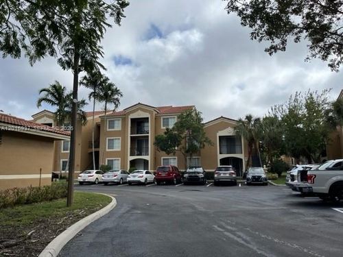 206-8000 N Nob Hill Rd, Tamarac, FL, 33321-7404 | Card Image