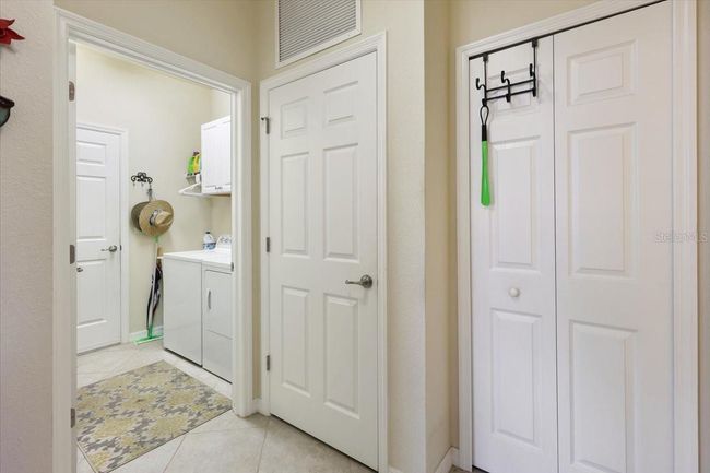 20171 Tesoro Dr, House other with 2 bedrooms, 2 bathrooms and null parking in VENICE FL | Image 11