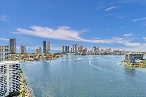 apt-2915-3530 Mystic Pointe Dr, Aventura, FL, 33180-4535 | Card Image