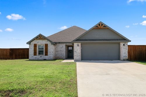 571 Lake Meadow Loop Rd, Durant, OK, 74701-8061 | Card Image