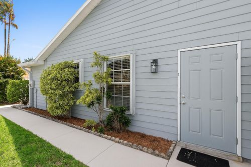 1557 Royal Forest Ct, West Palm Beach, FL, 33406-5653 | Card Image