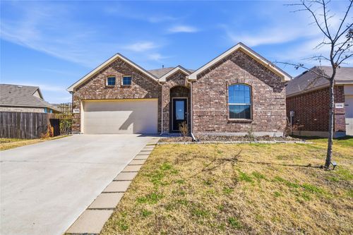 2422 Lemco Dr, Forney, TX, 75126-3458 | Card Image
