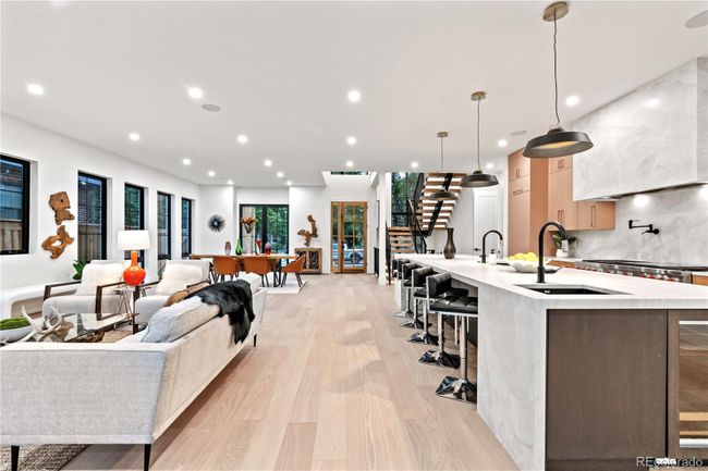 1238 S Saint Paul St, House other with 4 bedrooms, 6 bathrooms and 3 parking in Denver CO | Image 48