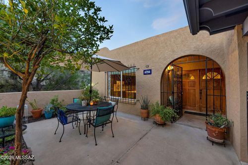 4792 N Via Entrada, Tucson, AZ, 85718-5840 | Card Image