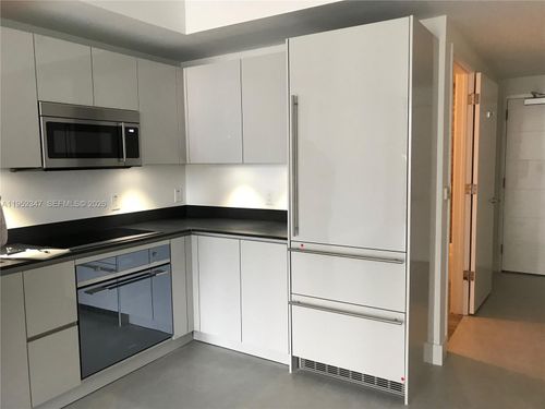 unit-2110-1010 Brickell Ave, Miami, FL, 33131-3767 | Card Image