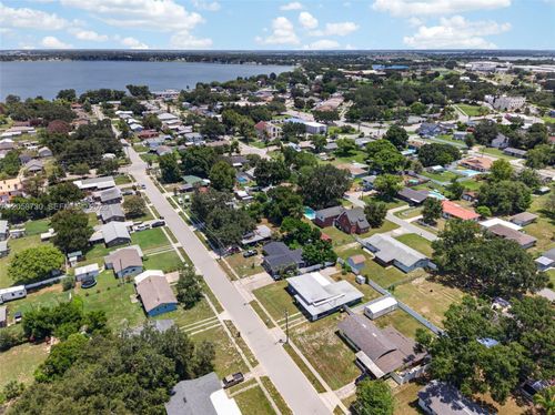 215 Palm Ave, AUBURNDALE, FL, 33823-3222 | Card Image