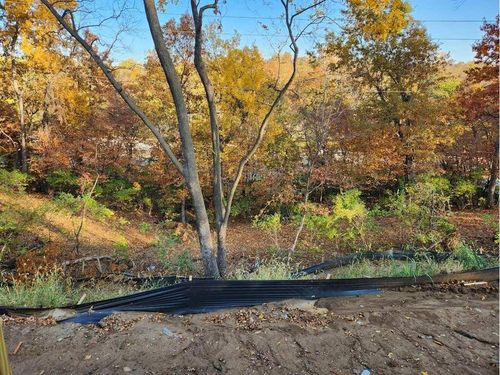 8140 Westlake Dr, Parkville, MO, 64152 | Card Image