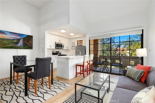 1046 Calle Del Cerro, San Clemente, CA, 92672-6063 | Card Image